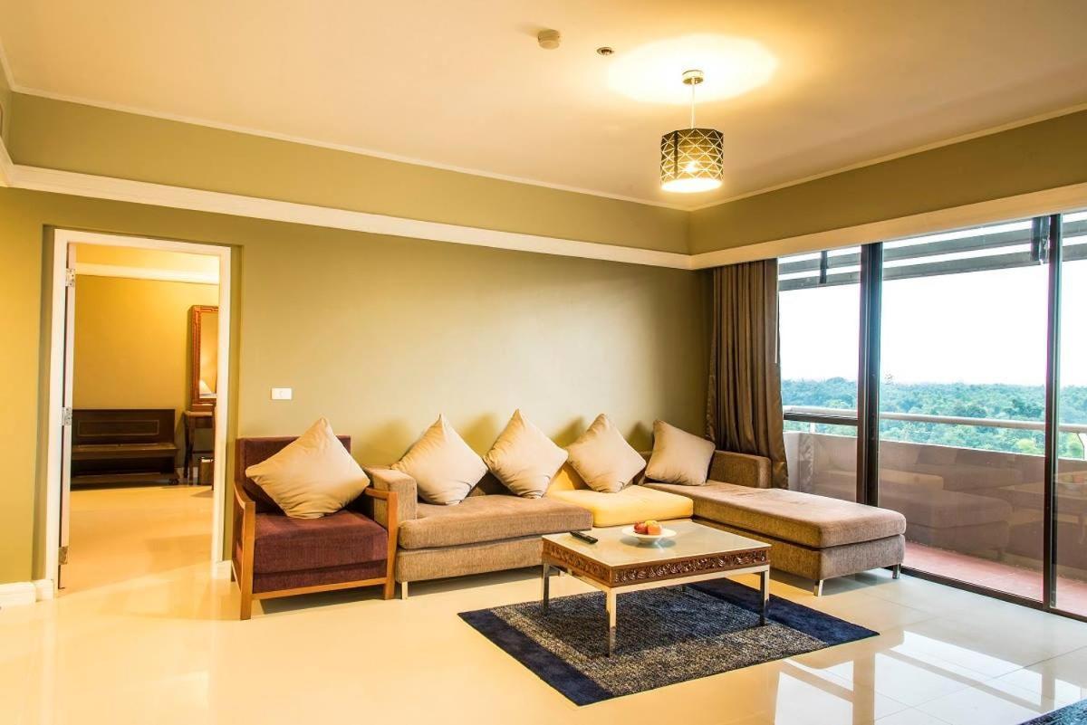 Loei Palace Hotel Exterior foto