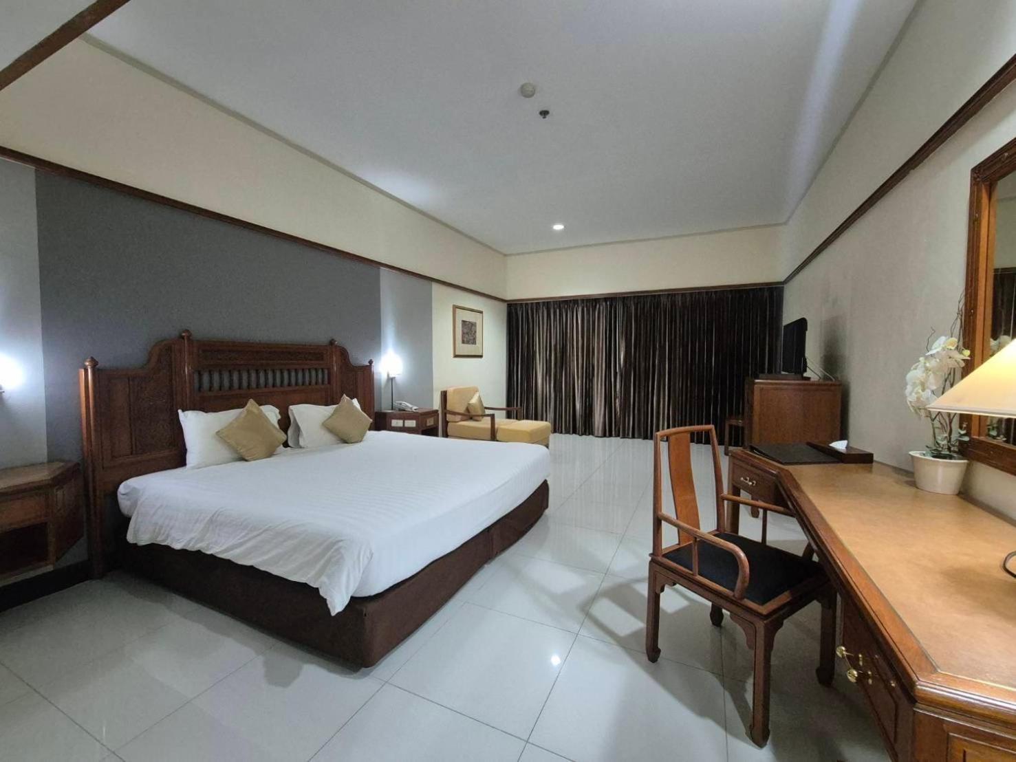 Loei Palace Hotel Exterior foto